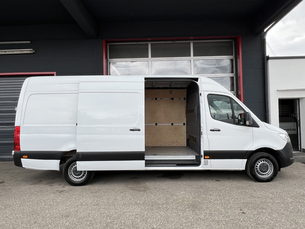 Mercedes-Benz Sprinter 317 CDI Euro6d MAXI Kamera AHK Org84`km - Furgon: slika 3 Mercedes-Benz Sprinter 317 CDI Euro6d MAXI Kamera AHK Org84`km - Furgon: slika 3