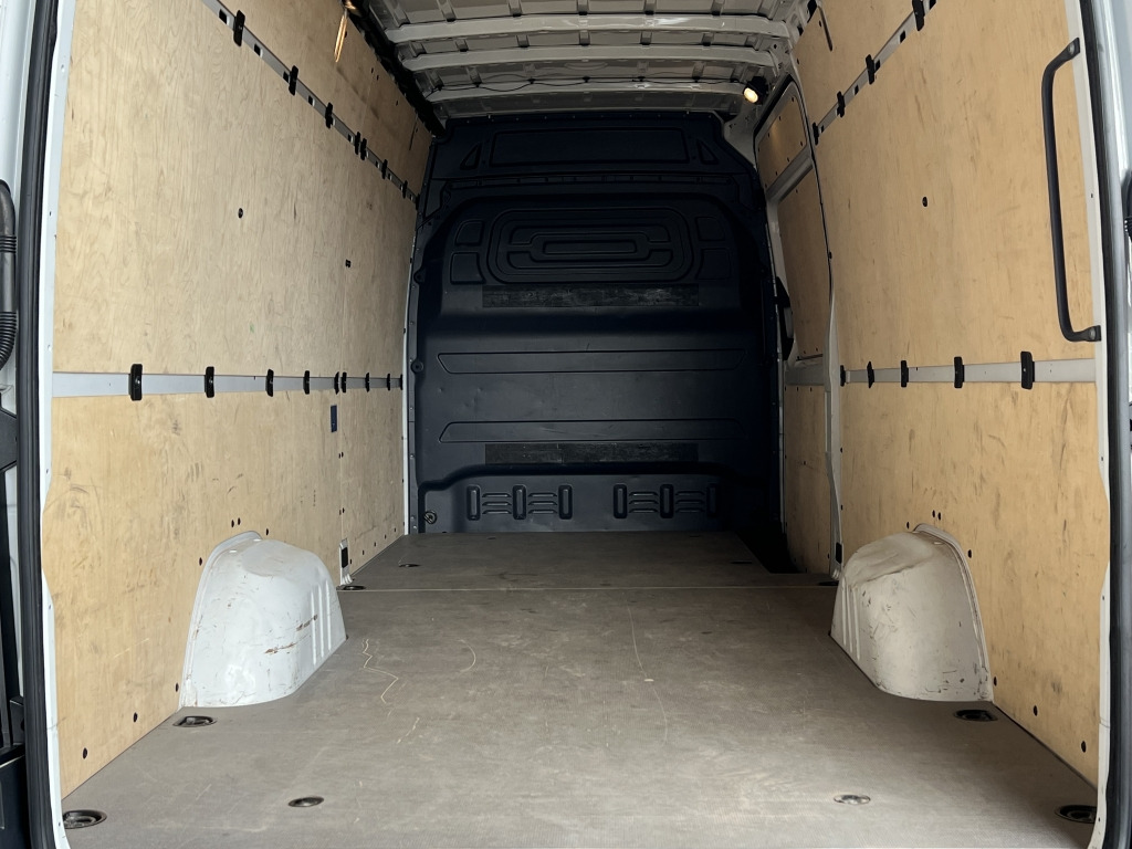 Mercedes-Benz Sprinter 317 CDI Euro6d MAXI Kamera AHK Org84`km - Furgon: slika 5 Mercedes-Benz Sprinter 317 CDI Euro6d MAXI Kamera AHK Org84`km - Furgon: slika 5
