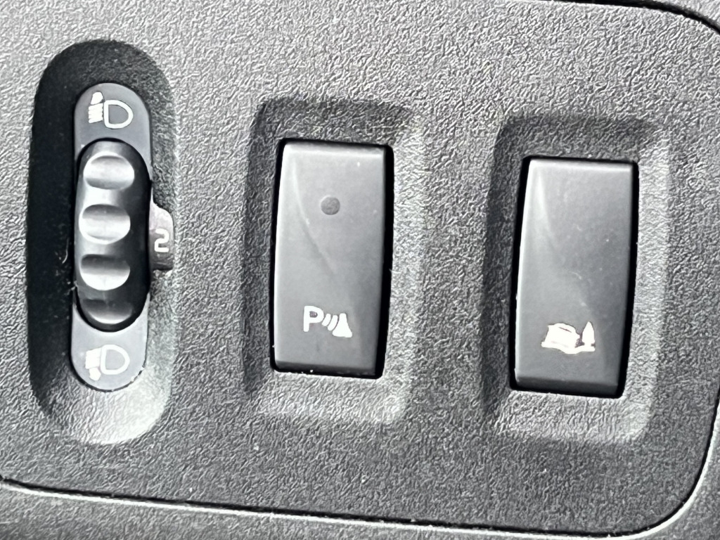 Opel Movano Klima MAXI Parkpilotsyst Heckflügeltüren - Furgon: slika 3 Opel Movano Klima MAXI Parkpilotsyst Heckflügeltüren - Furgon: slika 3