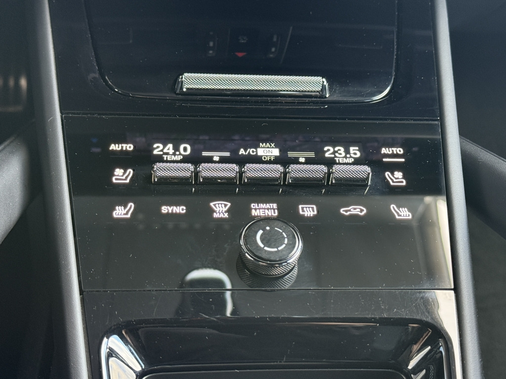 Porsche Cayenne S E-Hybrid InnoDrive HA-Lenk PDCC Burmes - SUV: slika 4 Porsche Cayenne S E-Hybrid InnoDrive HA-Lenk PDCC Burmes - SUV: slika 4