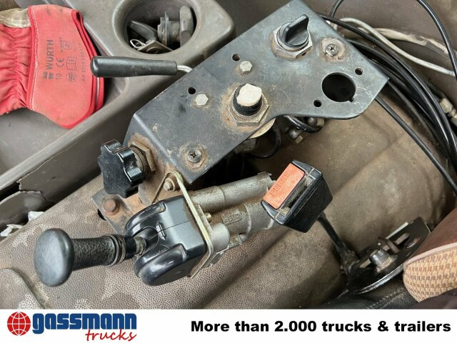 Iveco 260-34 AHW 6x6, V8, Manual, Full Steel - Tovornjak-šasija: slika 4 Iveco 260-34 AHW 6x6, V8, Manual, Full Steel - Tovornjak-šasija: slika 4