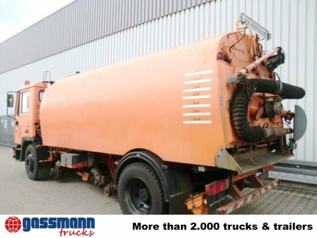 MAN M03 14.152 4x2, Schienenkehrmaschine - Vozilo za pometanje: slika 5 MAN M03 14.152 4x2, Schienenkehrmaschine - Vozilo za pometanje: slika 5