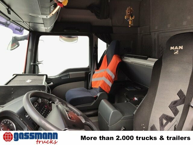 MAN TGA 26.440 6x2-2BL - Tovornjak-šasija: slika 4 MAN TGA 26.440 6x2-2BL - Tovornjak-šasija: slika 4