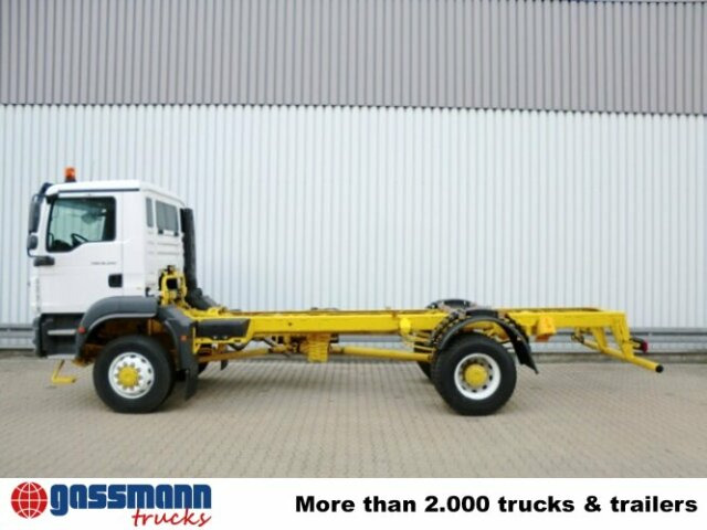 MAN TGS 18.400 4x4 BBS - Tovornjak-šasija, Tovornjak z dvigalom: slika 3 MAN TGS 18.400 4x4 BBS - Tovornjak-šasija, Tovornjak z dvigalom: slika 3