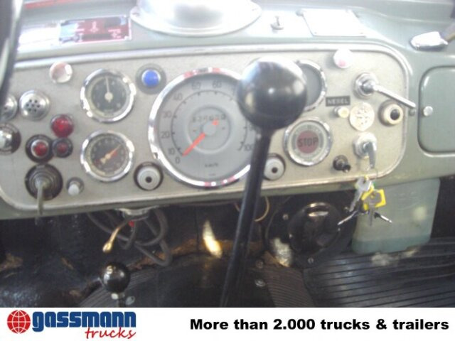 Magirus Deutz MAGIRUS URANUS 250D22 KW 16 Feuerwehr Kranwagen - Gasilsko vozilo, Tovornjak z dvigalom: slika 3 Magirus Deutz MAGIRUS URANUS 250D22 KW 16 Feuerwehr Kranwagen - Gasilsko vozilo, Tovornjak z dvigalom: slika 3