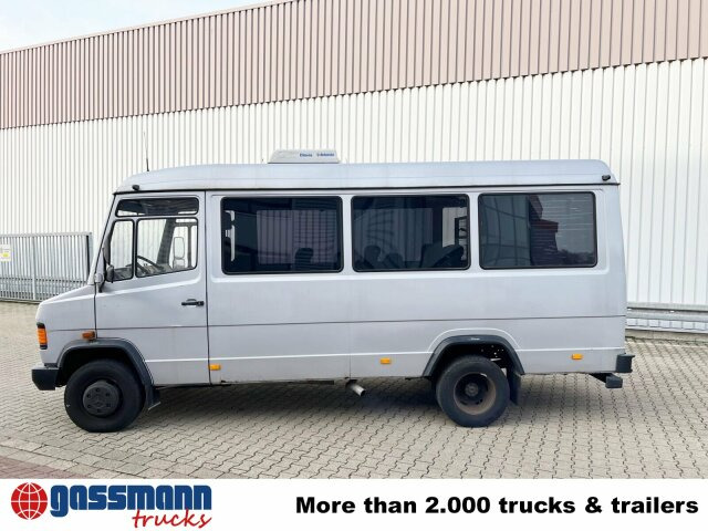 Mercedes-Benz 711 D-KA 4x2, Standklima, 11-Sitze, 2 x on stock - Tovornjak zabojnik: slika 2 Mercedes-Benz 711 D-KA 4x2, Standklima, 11-Sitze, 2 x on stock - Tovornjak zabojnik: slika 2