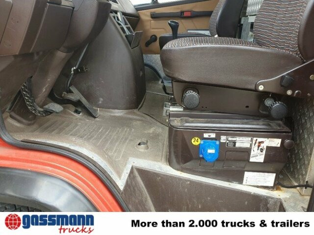 Mercedes-Benz 814 D TLF 8/6 4x2, DOKA, Feuerwehr - Gasilsko vozilo: slika 2 Mercedes-Benz 814 D TLF 8/6 4x2, DOKA, Feuerwehr - Gasilsko vozilo: slika 2