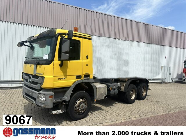 Mercedes-Benz Actros 3348 AK 6x6 - Tovornjak-šasija: slika 1 Mercedes-Benz Actros 3348 AK 6x6 - Tovornjak-šasija: slika 1