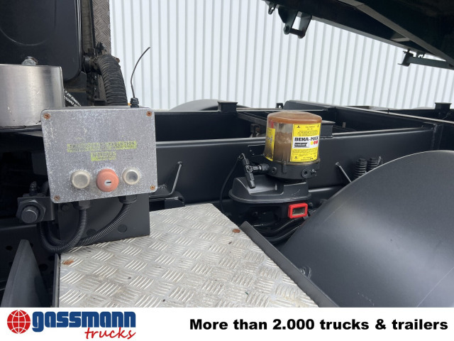 Mercedes-Benz Arocs 3243 K 8x4, Ressenig Thermo Alukipper 3-S - Tovornjak prekucnik: slika 2 Mercedes-Benz Arocs 3243 K 8x4, Ressenig Thermo Alukipper 3-S - Tovornjak prekucnik: slika 2