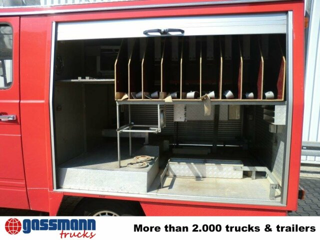 Reševalno vozilo Mercedes-Benz LF 409 4x2 Löschwagen, Benziner!: slika 8