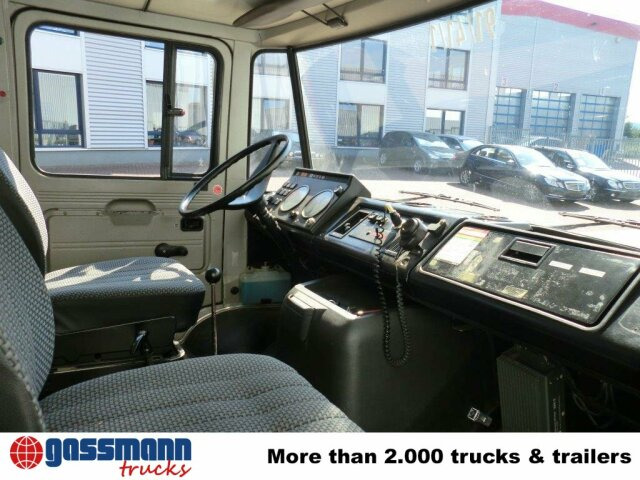 Reševalno vozilo Mercedes-Benz LF 409 4x2 Löschwagen, Benziner!: slika 10