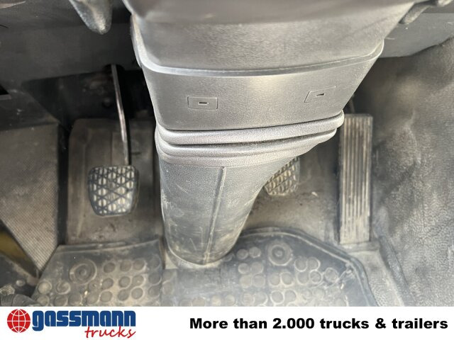 Mercedes-Benz SK II 2638/44 A 6x6, V8, Retarder - Tovornjak-šasija: slika 4 Mercedes-Benz SK II 2638/44 A 6x6, V8, Retarder - Tovornjak-šasija: slika 4