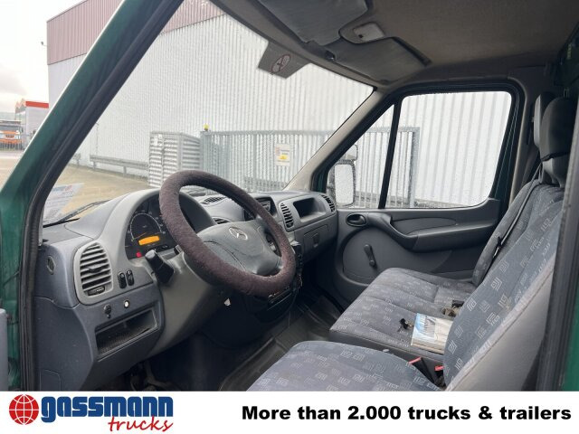 Mercedes-Benz Sprinter 313 CDI 4x2 mit LBW Sörensen - Tovornjak zabojnik: slika 4 Mercedes-Benz Sprinter 313 CDI 4x2 mit LBW Sörensen - Tovornjak zabojnik: slika 4