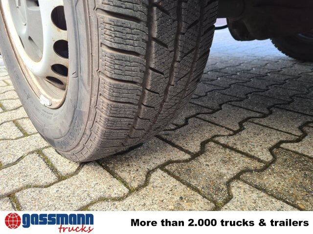 Mercedes-Benz Sprinter 316 KA 4x2, Rettungswagen - Furgon: slika 2 Mercedes-Benz Sprinter 316 KA 4x2, Rettungswagen - Furgon: slika 2