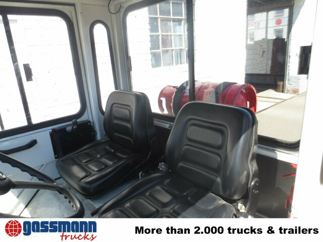 Traktor za prevoz prtljage Tiger TC 50, Zugmaschine: slika 12 Traktor za prevoz prtljage Tiger TC 50, Zugmaschine: slika 12