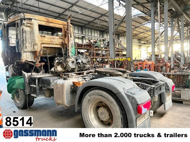 MAN TGS18.480 4x4 BLS, HINTERACHSE, BRANDSCHADEN - Vlačilec: slika 1 MAN TGS18.480 4x4 BLS, HINTERACHSE, BRANDSCHADEN - Vlačilec: slika 1