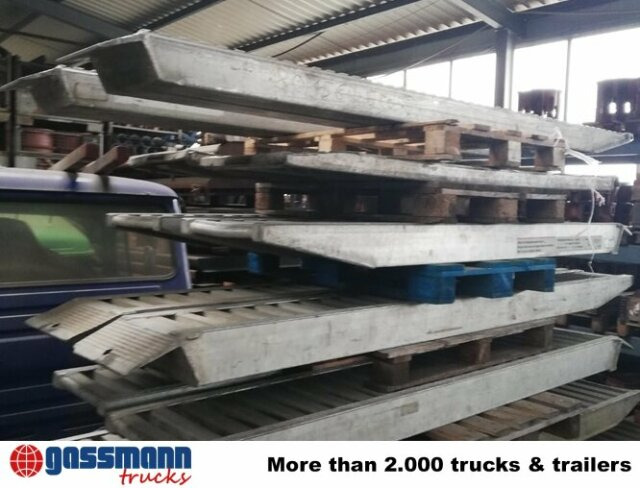 Versch. Alu Auffahrrampen - Nakladalna rampa: slika 2 Versch. Alu Auffahrrampen - Nakladalna rampa: slika 2