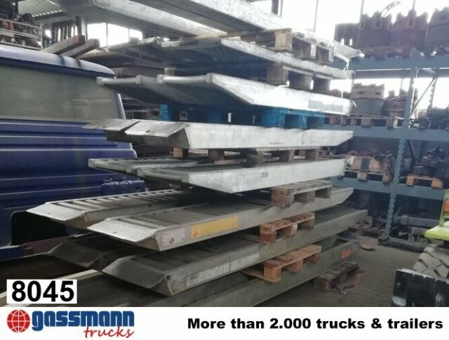 Versch. Alu Auffahrrampen - Nakladalna rampa: slika 1 Versch. Alu Auffahrrampen - Nakladalna rampa: slika 1