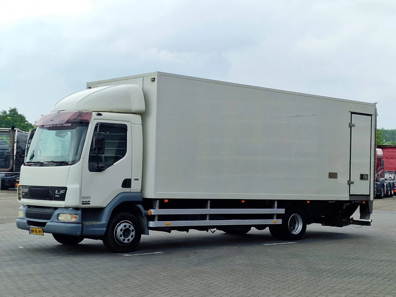 DAF LF 45.170 - Box - Loadlift - Manual gearbox - Old Tacho - Tovornjak zabojnik: slika 3 DAF LF 45.170 - Box - Loadlift - Manual gearbox - Old Tacho - Tovornjak zabojnik: slika 3