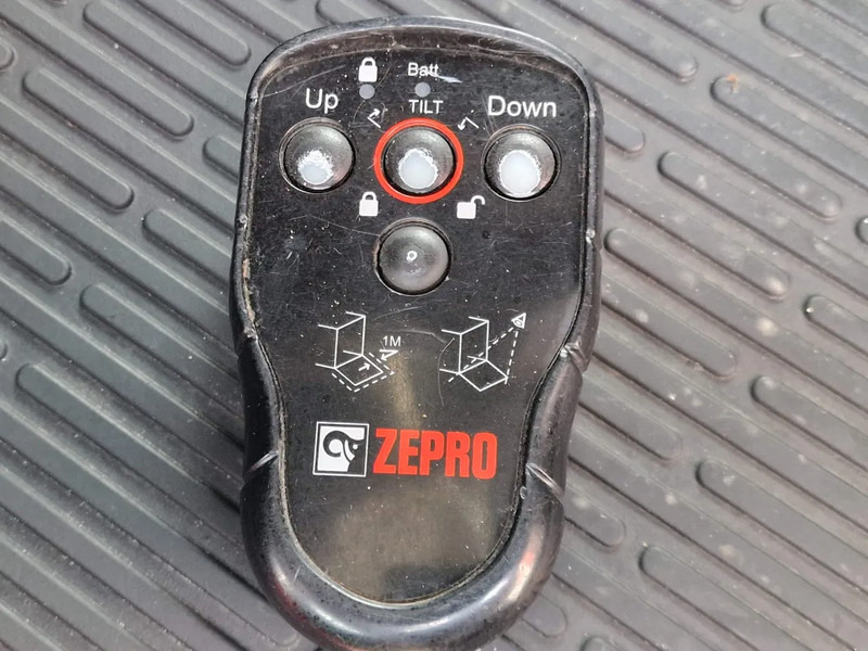 Tovornjak zabojnik Iveco Eurocargo 75-190 Isotherm box - Zepro loadlift - Low KM - Airco - Euro 6: slika 18