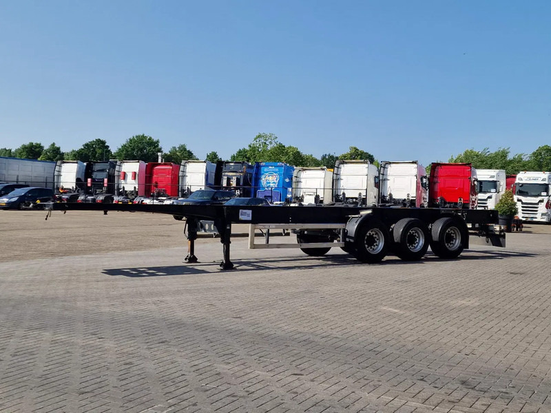 Latre Chassis - 3 axle BPW - Drum brakes - Kontejnerska polprikolica/ Polprikolica z zamenljivim tovoriščem: slika 3 Latre Chassis - 3 axle BPW - Drum brakes - Kontejnerska polprikolica/ Polprikolica z zamenljivim tovoriščem: slika 3