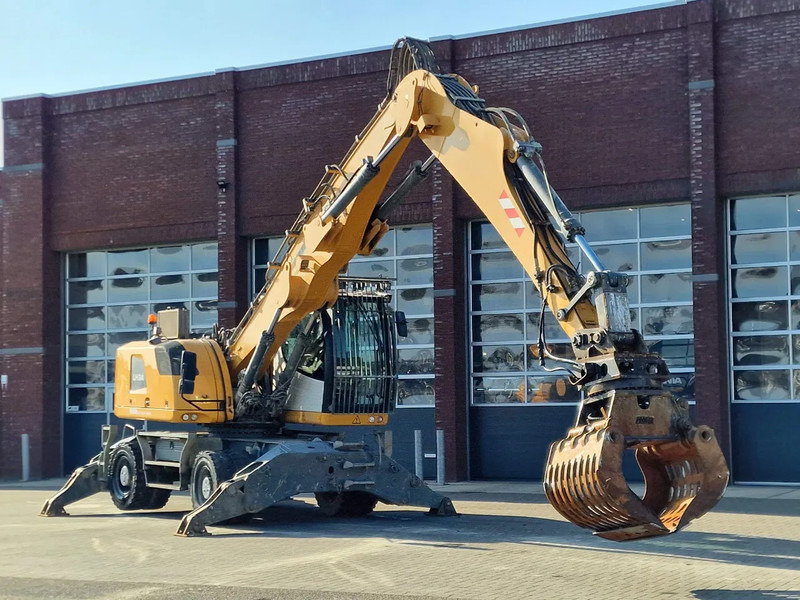 Liebherr LH24M / LH 24 M - 2019 - 8878 hours - Full option - Grijper - Bager za prekladanje primarnih/ Sekundarnih surovin: slika 2 Liebherr LH24M / LH 24 M - 2019 - 8878 hours - Full option - Grijper - Bager za prekladanje primarnih/ Sekundarnih surovin: slika 2