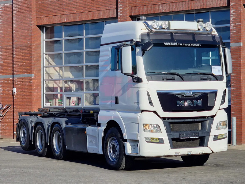 MAN TGX 32.560 8x4*4 - Cable system - Retarder - Euro 6 - Steering axle - - Tovornjak - kabelski sistem: slika 1 MAN TGX 32.560 8x4*4 - Cable system - Retarder - Euro 6 - Steering axle - - Tovornjak - kabelski sistem: slika 1