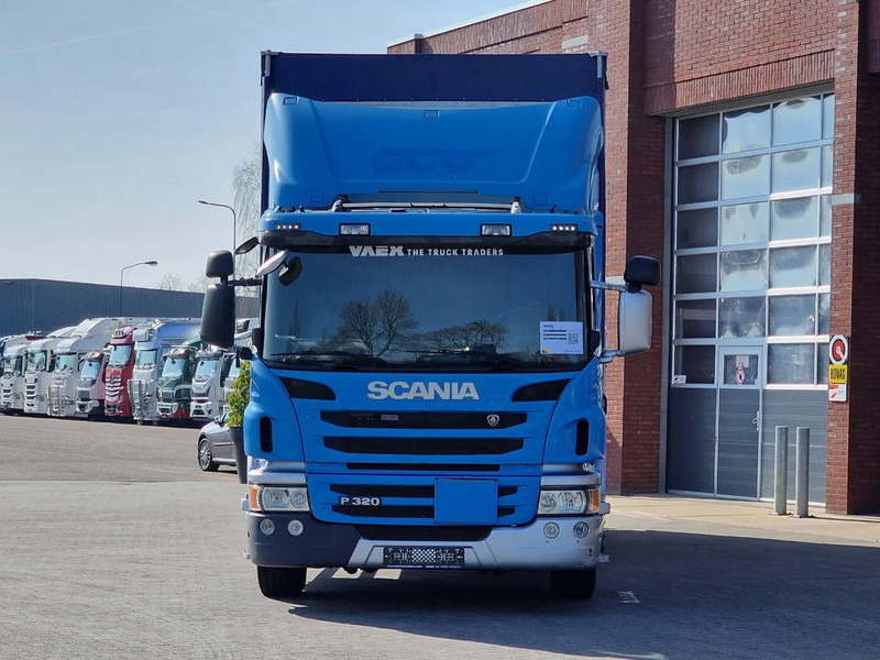 Scania P320 4x2 - Side boars - Loadlift - Full air - Navi - Tovornjak s ponjavo: slika 2 Scania P320 4x2 - Side boars - Loadlift - Full air - Navi - Tovornjak s ponjavo: slika 2