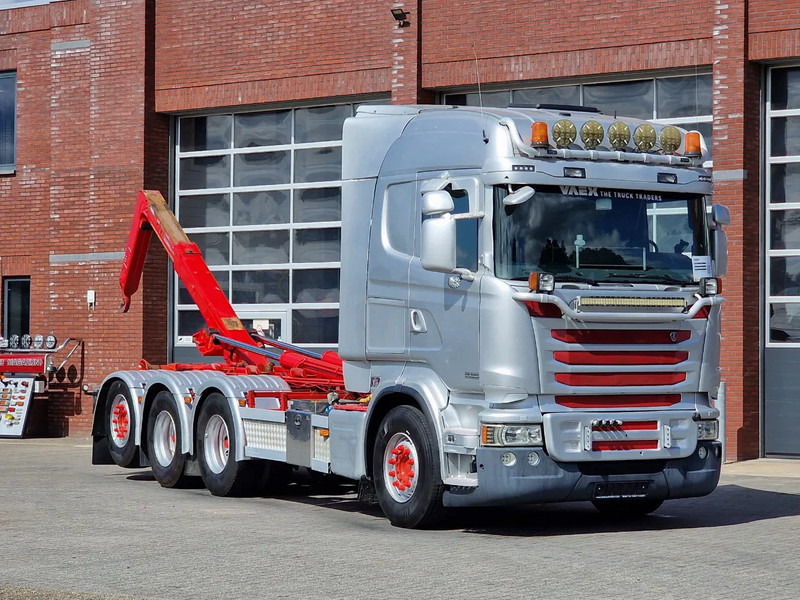 Scania R490 8x4*4 - HIAB XR24SL58 24T hooklift - Euro 6 - Full air - Steering axle - Kotalni prekucni tovornjak: slika 2 Scania R490 8x4*4 - HIAB XR24SL58 24T hooklift - Euro 6 - Full air - Steering axle - Kotalni prekucni tovornjak: slika 2