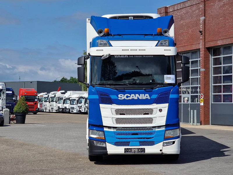 Scania R500 NGS B6X2NB / Trailer-Bygg 12-2004 / Frigobox Sidedoors / Rohrbahen / hooks - Tovornjak hladilnik: slika 2 Scania R500 NGS B6X2NB / Trailer-Bygg 12-2004 / Frigobox Sidedoors / Rohrbahen / hooks - Tovornjak hladilnik: slika 2