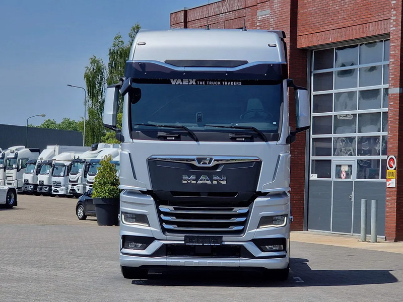 MAN TGX 18.540 GX - New - Retarder - Night clima - Alcoa - Show truck - Ledbar - - Vlačilec: slika 2 MAN TGX 18.540 GX - New - Retarder - Night clima - Alcoa - Show truck - Ledbar - - Vlačilec: slika 2