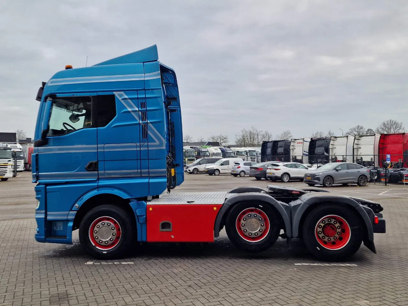 MAN TGX 26.510 6x2 XLX - Full spoiler - Led - Navi - Sliding 5th wheel - Vlačilec: slika 4 MAN TGX 26.510 6x2 XLX - Full spoiler - Led - Navi - Sliding 5th wheel - Vlačilec: slika 4