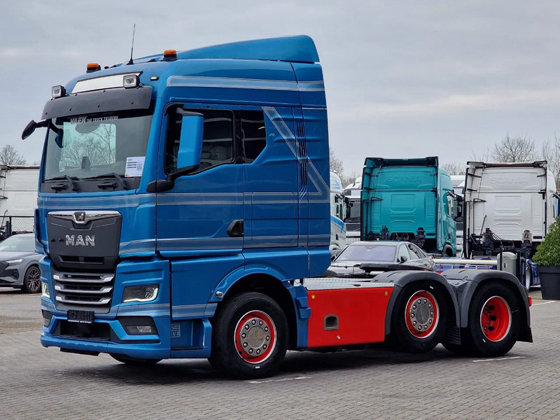 MAN TGX 26.510 6x2 XLX - Full spoiler - Led - Navi - Sliding 5th wheel - Vlačilec: slika 3 MAN TGX 26.510 6x2 XLX - Full spoiler - Led - Navi - Sliding 5th wheel - Vlačilec: slika 3