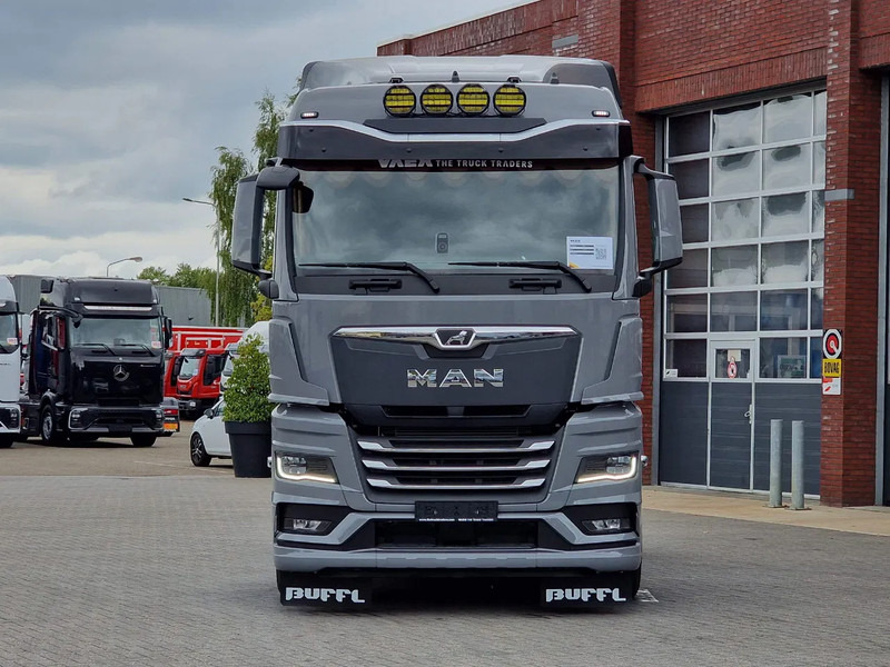MAN TGX 26.540 6x2/4 - New - Retarder - PTO - Custom exterior - Chassis cover - NEW - Vlačilec: slika 2 MAN TGX 26.540 6x2/4 - New - Retarder - PTO - Custom exterior - Chassis cover - NEW - Vlačilec: slika 2