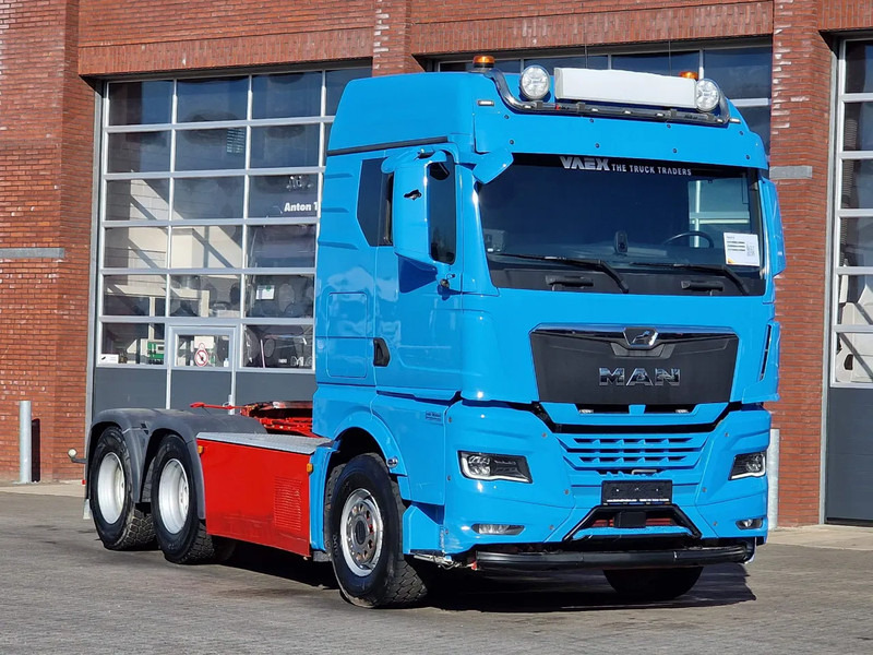 MAN TGX 33.510 6x4 - Facelift - Low km 252Tkm - Navi - Sliding 5th wheel - Vlačilec: slika 1 MAN TGX 33.510 6x4 - Facelift - Low km 252Tkm - Navi - Sliding 5th wheel - Vlačilec: slika 1