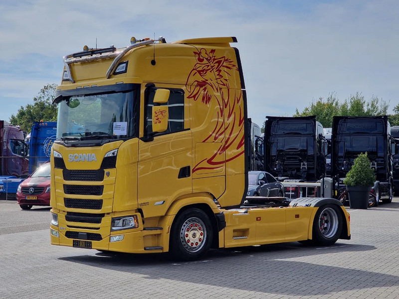 Scania 500S NGS Highline 4x2 - Only 38Tkm - Full spec - Retarder - Full air - Night clima - Vlačilec: slika 3 Scania 500S NGS Highline 4x2 - Only 38Tkm - Full spec - Retarder - Full air - Night clima - Vlačilec: slika 3