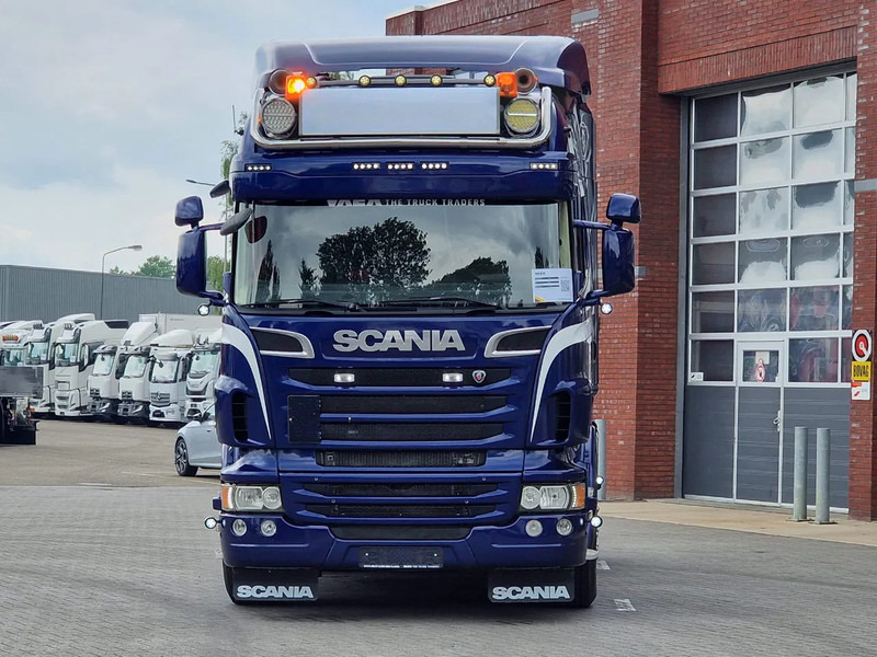Scania R560 V8 Highline 6x2 - Show truck - Manual gearbox - 2.90 WB - PTO/Hydraulic - Double glazed - Vlačilec: slika 2 Scania R560 V8 Highline 6x2 - Show truck - Manual gearbox - 2.90 WB - PTO/Hydraulic - Double glazed - Vlačilec: slika 2