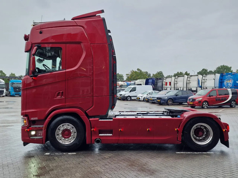 Scania S500 NGS Highline 4x2 - Retarder - Night clima - Full air - Custom interior - Full spoiler - 2 tank - Vlačilec: slika 4 Scania S500 NGS Highline 4x2 - Retarder - Night clima - Full air - Custom interior - Full spoiler - 2 tank - Vlačilec: slika 4