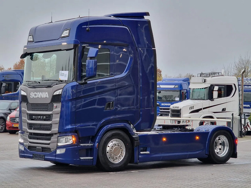 Scania S560 Highline 4x2 - Full spec - Retader - Night clima - Full air - Facelift - 2x tank - Vlačilec: slika 3 Scania S560 Highline 4x2 - Full spec - Retader - Night clima - Full air - Facelift - 2x tank - Vlačilec: slika 3
