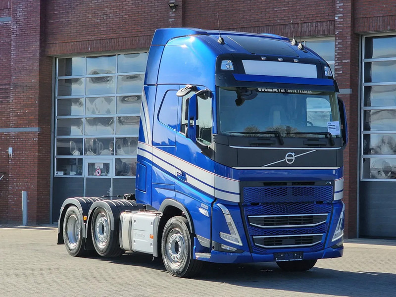 Volvo FH 13.500 Globetrotter XL 6x2 - I Save - I parkcool - Navi - Leather - Vlačilec: slika 1 Volvo FH 13.500 Globetrotter XL 6x2 - I Save - I parkcool - Navi - Leather - Vlačilec: slika 1