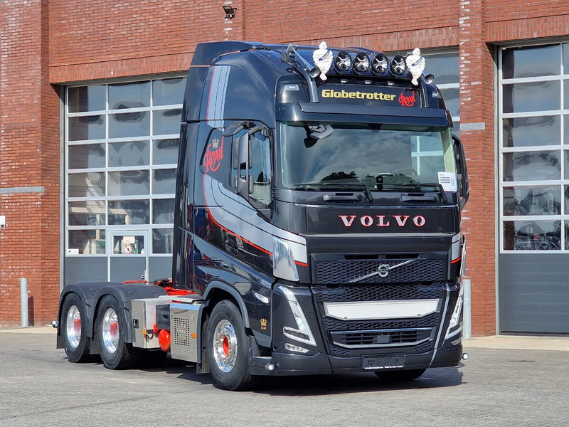 Volvo FH 13.540 Globetrotterl XL 6x4 - Royal - Retarder - Full air - 3.40 WB - Low KM - Vlačilec: slika 1 Volvo FH 13.540 Globetrotterl XL 6x4 - Royal - Retarder - Full air - 3.40 WB - Low KM - Vlačilec: slika 1