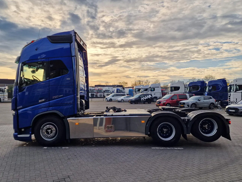 Volvo FH 16.750 Globetrotter XL 6x2 - Retarder - I parkcool - Full air - Leather - Vlačilec: slika 4 Volvo FH 16.750 Globetrotter XL 6x2 - Retarder - I parkcool - Full air - Leather - Vlačilec: slika 4