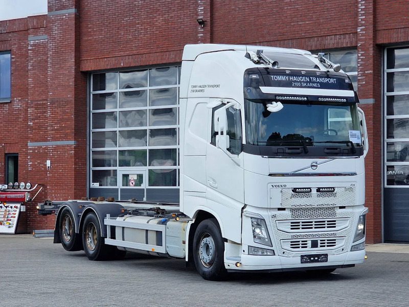Volvo FH 13.500 Globetrotter XL 6x2 - BDF - Retarder - I parkcool - Full air - 4.90 WB - Kontejnerski tovornjak/ Tovornjak z zamenljivim tovoriščem: slika 1 Volvo FH 13.500 Globetrotter XL 6x2 - BDF - Retarder - I parkcool - Full air - 4.90 WB - Kontejnerski tovornjak/ Tovornjak z zamenljivim tovoriščem: slika 1