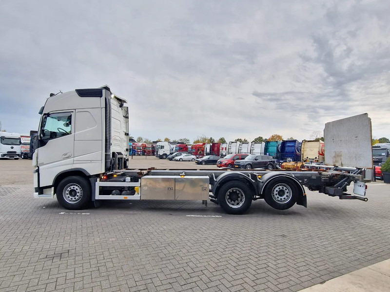 Volvo FH 13.540 Globetrotter 6x2 - BDF - Loadlift - Full air - I parkcool - 4.80 WB - Kontejnerski tovornjak/ Tovornjak z zamenljivim tovoriščem: slika 4 Volvo FH 13.540 Globetrotter 6x2 - BDF - Loadlift - Full air - I parkcool - 4.80 WB - Kontejnerski tovornjak/ Tovornjak z zamenljivim tovoriščem: slika 4