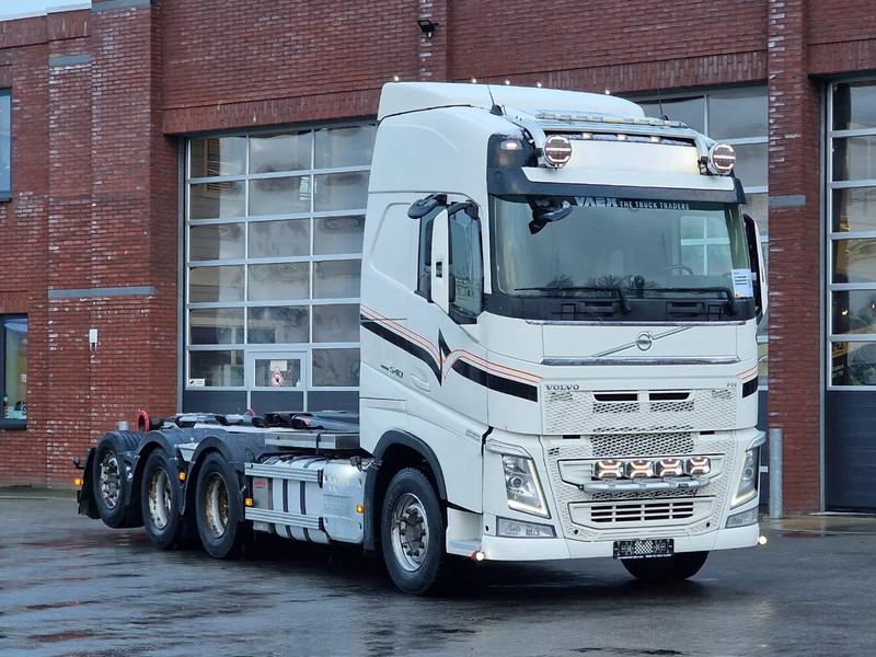 Volvo FH 13.540 Globetrotter 8x4/4 - HIAB Multilift 24T Hooklift - Retarder - Full air - Abrollkipper - Kotalni prekucni tovornjak: slika 3 Volvo FH 13.540 Globetrotter 8x4/4 - HIAB Multilift 24T Hooklift - Retarder - Full air - Abrollkipper - Kotalni prekucni tovornjak: slika 3