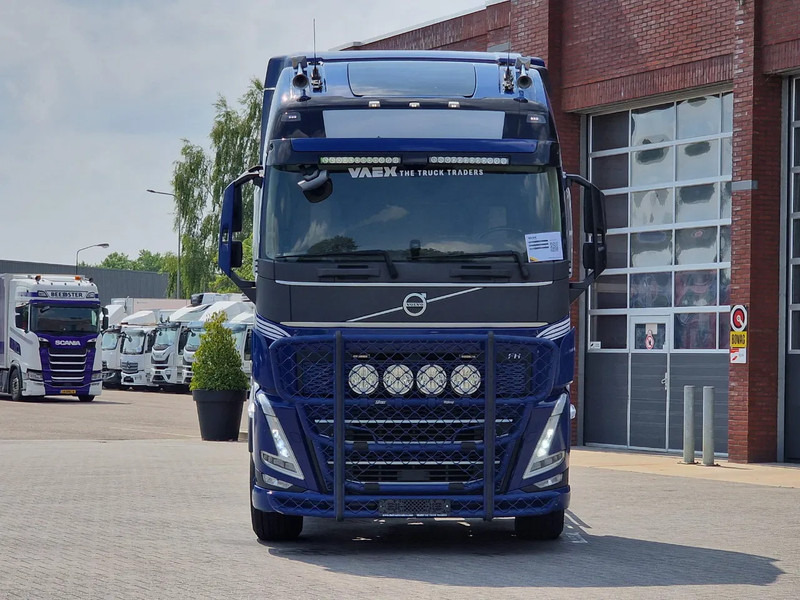 Volvo FH 13.540 Globetrotter XL 6x2 - Retarder - Full air - 4.60 WB - I shift dual clutch - Tovornjak-šasija: slika 2 Volvo FH 13.540 Globetrotter XL 6x2 - Retarder - Full air - 4.60 WB - I shift dual clutch - Tovornjak-šasija: slika 2