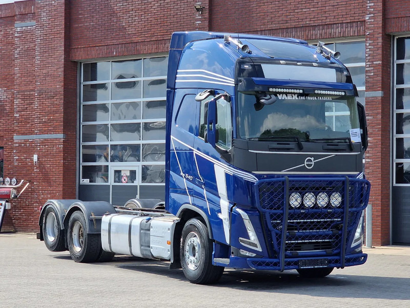 Volvo FH 13.540 Globetrotter XL 6x2 - Retarder - Full air - 4.60 WB - I shift dual clutch - Tovornjak-šasija: slika 1 Volvo FH 13.540 Globetrotter XL 6x2 - Retarder - Full air - 4.60 WB - I shift dual clutch - Tovornjak-šasija: slika 1