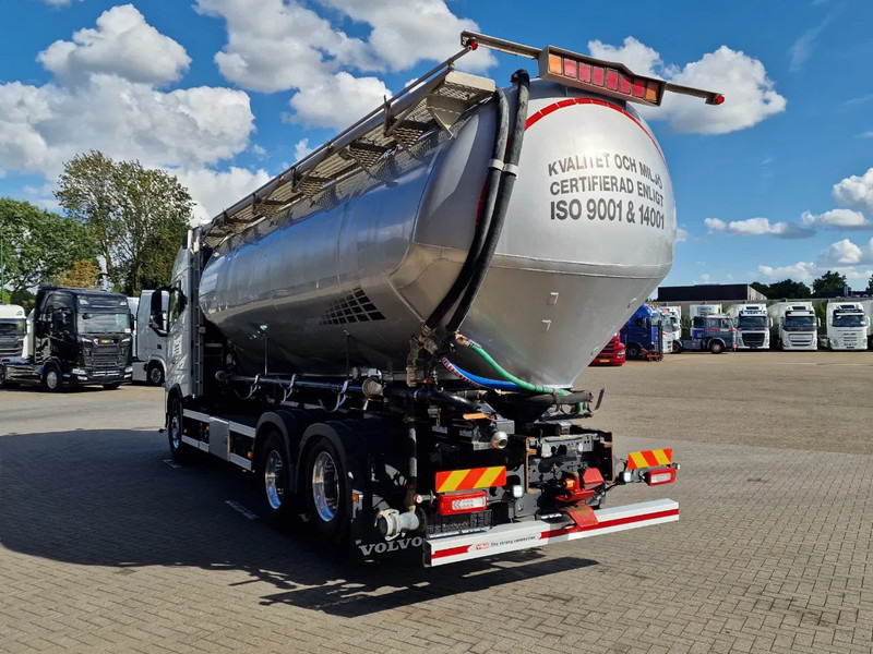 Volvo FH 16.650 6x2 Globetrotter - 28M3 Bulk - Denver Gardner SK18 Compressor - Retarder - Full air - 4.90 WB - Tovornjak cisterna: slika 5 Volvo FH 16.650 6x2 Globetrotter - 28M3 Bulk - Denver Gardner SK18 Compressor - Retarder - Full air - 4.90 WB - Tovornjak cisterna: slika 5