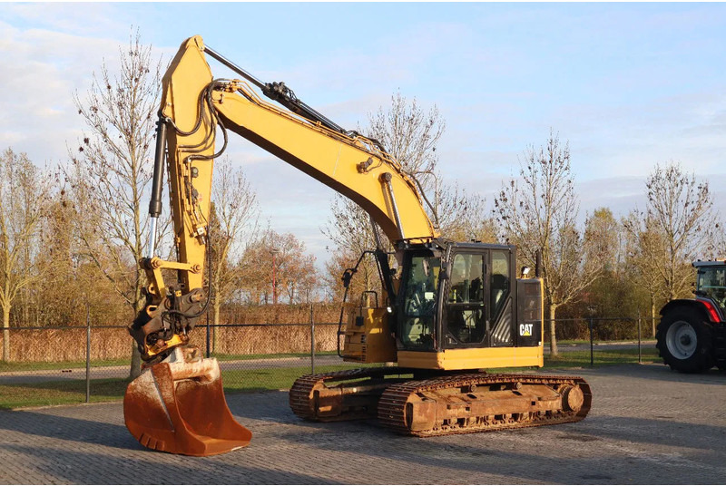 Caterpillar 325 F LCR | ROTOTILT | BUCKET | GPS PREPARED - Bager goseničar: slika 2 Caterpillar 325 F LCR | ROTOTILT | BUCKET | GPS PREPARED - Bager goseničar: slika 2