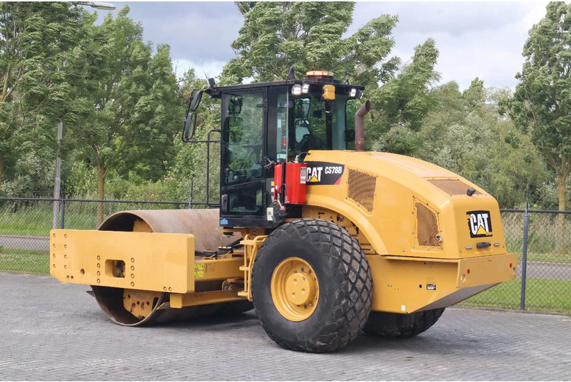 Caterpillar CS78B | TRIMBLE GPS | GOOD CONDITION - Valjar: slika 3 Caterpillar CS78B | TRIMBLE GPS | GOOD CONDITION - Valjar: slika 3